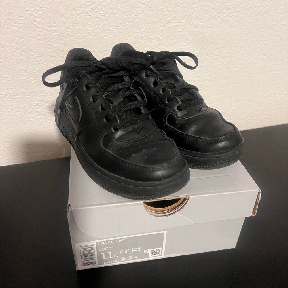 Little Kid Preschool Black Nike Force 1LE shoes sneakers (11C)